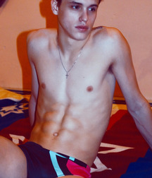 Stunning Boys 58a4f8a6cc831.jpg