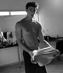 Stunning Boys 58a4f8ba1adeb.jpg