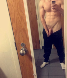 Sexy Selfies 58a4fa9255ca0.jpg