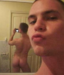 More Boy Selfies - They Never Stop 58aa1537895b7.jpg