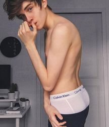 Hawt Boys non-nude 58b31890a19aa.jpg