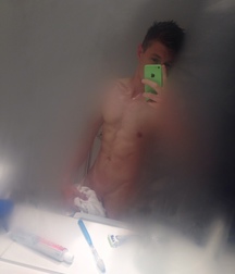 Boy Selfies - Look at Me! 58b64563c9525.jpg