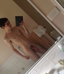 Boy Selfies - Look at Me! 58b645694015d.jpg