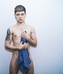 Guys Showering 58b6491575ef0.jpg
