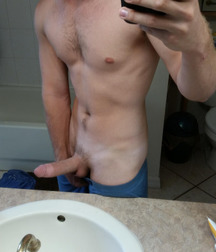 Boys Love Selfies 58bb128bb4d0b.jpg