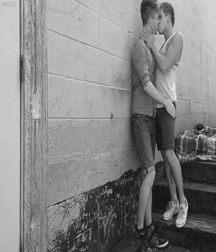 Boys Kissing Boys 58c7463607960.gif