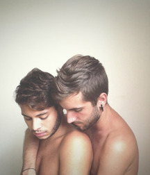 Boys Kissing Boys 58c7463a68334.jpg