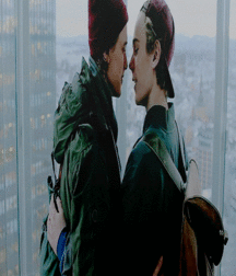 Boys Kissing Boys 58c7463f40a8d.gif