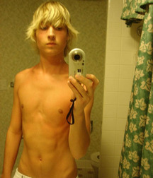 Boy Selfies 58c761d995e26.jpg