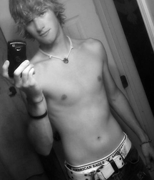 Boy Selfies 58c761ddcae51.jpg