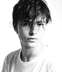 Cute Boys Non Nude 58c76495d0d8f.jpg