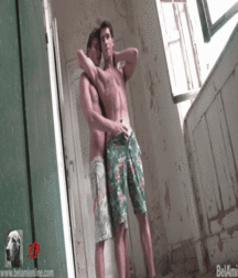 Gif Series 58d6a9b5b7132.gif
