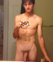 Boys Can't Resist Photgraphing Themselves 58dc6c4cc5f0b.png
