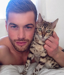 Boys With Pets - So Cute 58df0ec2ed565.jpg