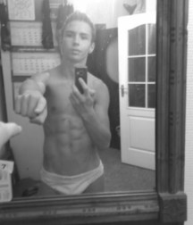 Boys in Undies 58e0114c78e34.jpg