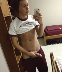 All Boys Selfies 58e2f593cd736.jpg