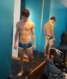 Boys Not Embarassed 58e599a8b9ebb.jpg