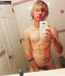 Boy Selfies - Never Quit 58e59a4170e69.jpg
