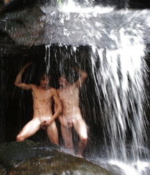 Fun in the Water! 58e847ddaf8ca.jpg