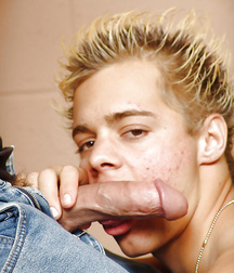 Blond Boys Having Fun! 58e9611bdeeeb.jpg