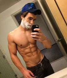 Boys Can't Resist Selfie 590639c794c3c.jpg