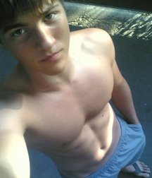 Shirtless Non Nude Selfies 59166da3e4e74.jpg