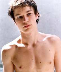 Shirtless Boys 5917bb23894fb.jpg