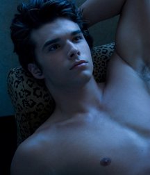 Shirtless Boys 5917bb2a87281.jpg