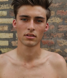 Shirtless Boys 5917bb2ec1059.jpg