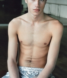 Shirtless Boys 5917bb5d235b1.jpg