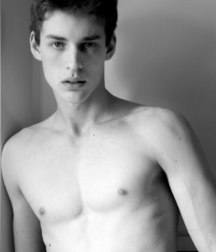Shirtless Boys 5917bb70e667e.jpg