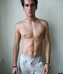 Shirtless Boys 5917bb71cffae.jpg