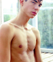 Shirtless Boys 5917bba22f80c.jpg