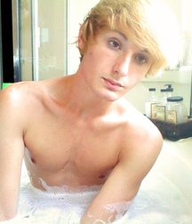 Shirtless Boys 5917bba4e2dbb.jpg