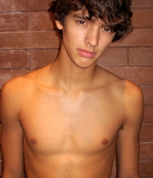Shirtless Boys 5917bbd843423.jpg