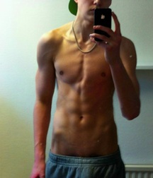 Super Hung Twink Show Off 5920f9cf0076a.jpg