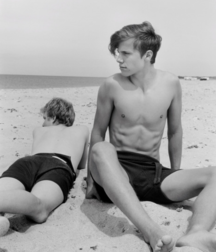 Boys in Swimsuits 592b6777d0800.png