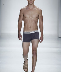 Boys in Underwear 592b67a918063.jpg