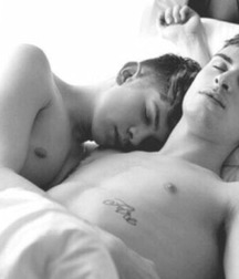 Sexy Boys Sleeping 592b68658e453.jpg