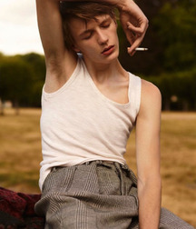 Cute Boys non-nude 592c3274e7bf3.jpg