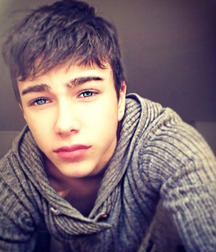Cute Boys non-nude 592c3277c7aef.jpg