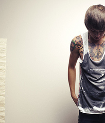 Cute Boys non-nude 592c3279cc607.jpg