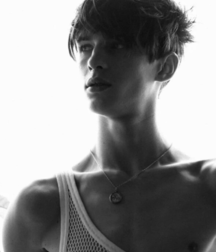 Cute Boys non-nude 592c3289ddadb.png