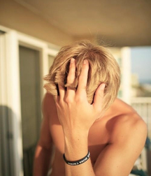 Shirtless Teens & Twink Boys 592c8a03a3dfe.jpg