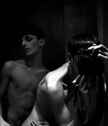 Black & White 59394ca660287.jpg