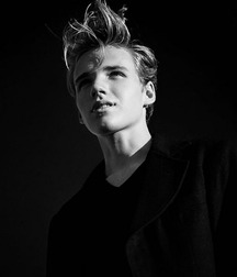 Hot & Sexy Guys non-porn 59504d4911747.jpg