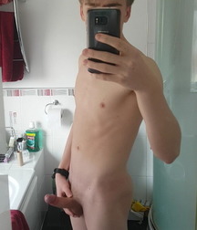 Boys & Selfies 595546df702dc.jpg
