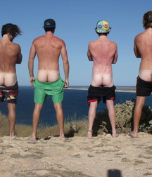 Boys Being Naked 5974e962b25fa.jpg