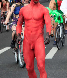 Nude Parades and Cycling 597521dfa75a2.jpg