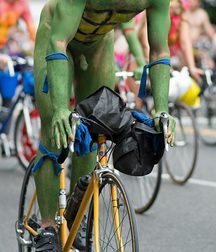 Nude Parades and Cycling 597521e68139a.jpg